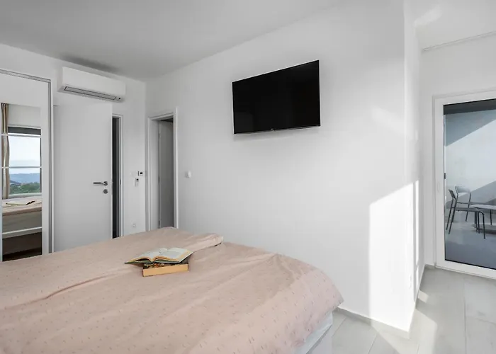 Villa Luxury Boreas With Private Pool And Sea View Šmrika