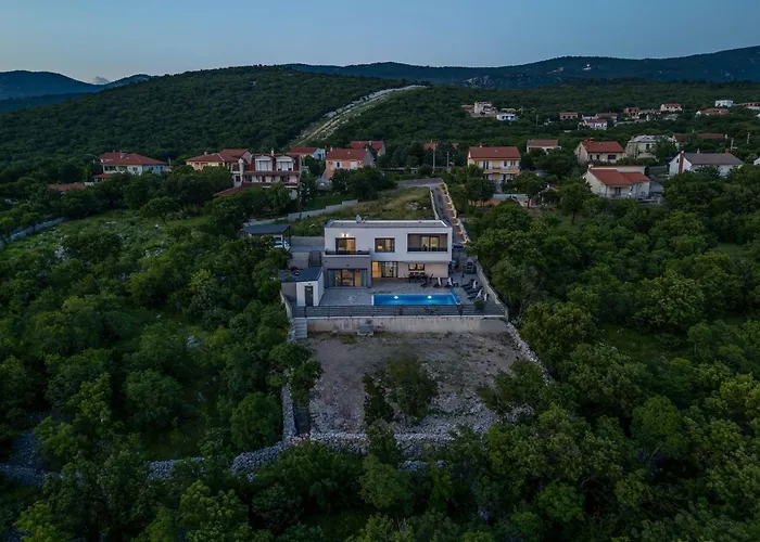 Villa Luxury Boreas With Private Pool And Sea View Šmrika