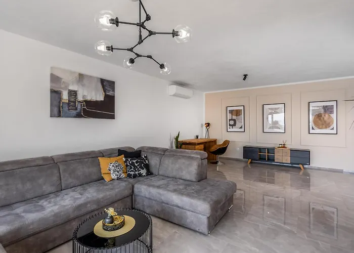 Luxury Boreas With Private Pool And Sea View Villa *