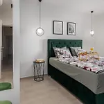 Luxury Boreas With Private Pool And Sea View שמריקה