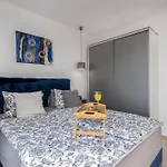 Luxury Boreas With Private Pool And Sea View