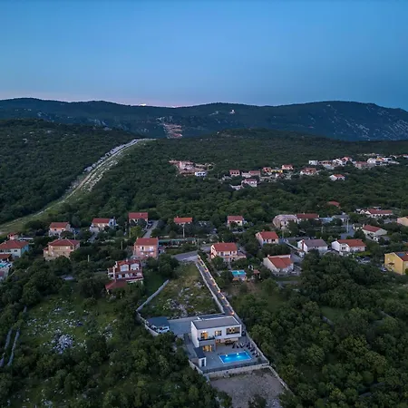 Villa Luxury Boreas With Private Pool And Sea View Smrika