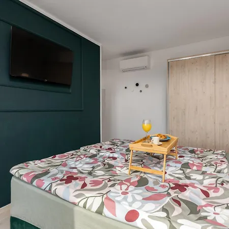 Luxury Boreas With Private Pool And Sea View * Smrika
