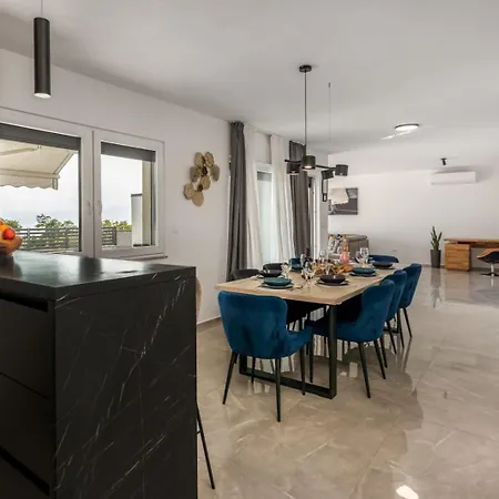 Vila Luxury Boreas With Private Pool And Sea View