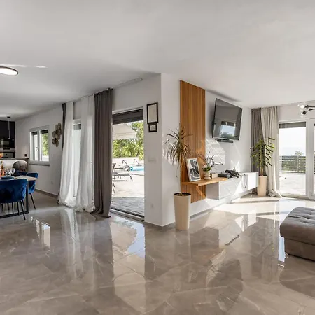 Vila Luxury Boreas With Private Pool And Sea View